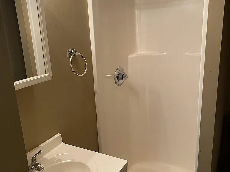 709 W Church St — Photo 5