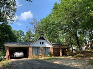 211 E Circle Dr, Broken bow, OK 74728