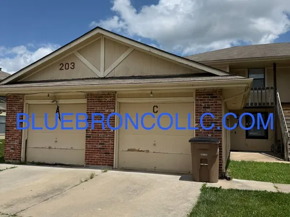 203 Sky Vue Dr, 203 Sky Vue Dr APT A, Raymore, MO 64083