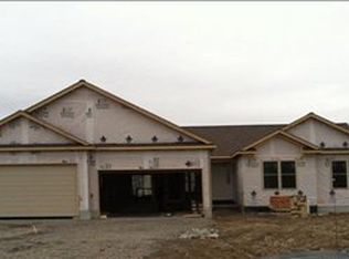 4118 Swanridge Trl, Newport, MI 48166