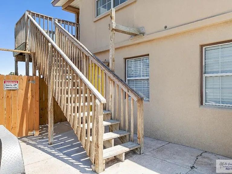 1440 Harbor Island Dr — Photo 13