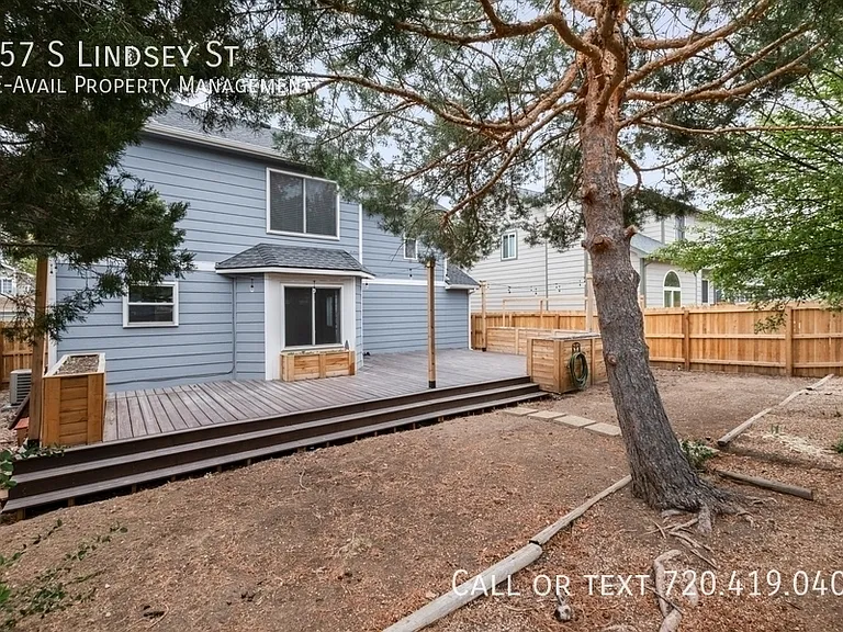 157 S Lindsey St — Photo 10
