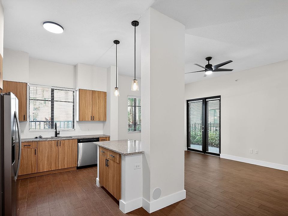 1st image of 4611 N Federal Hwy #1-201