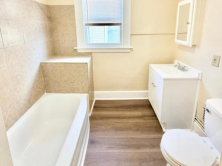 269 Norton St #2B — Photo 4