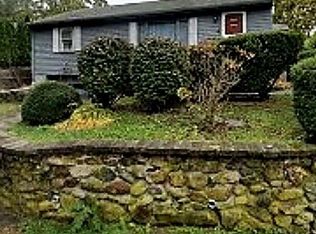2 Savin Rd, Wakefield, MA 01880