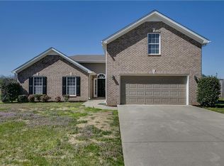 3712 Ivanora Dr, Spring Hill, TN 37174