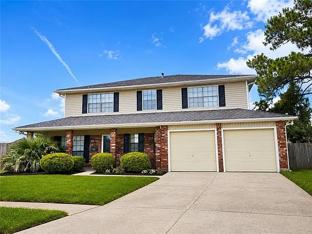 132 Layburn Ct — Photo 1