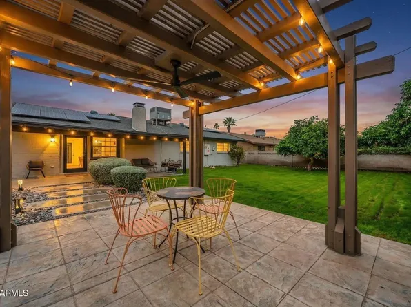 8631 E Plaza Avenue, Scottsdale, AZ 85250