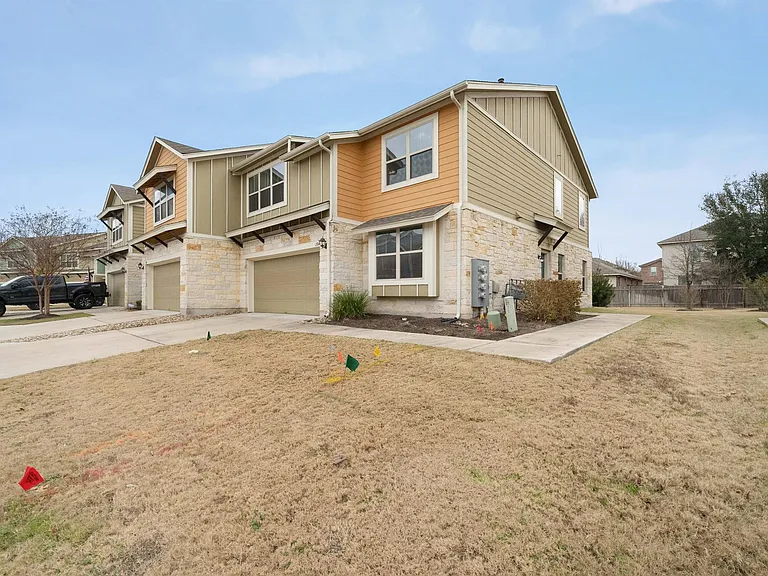 1620 Bryant Dr #2104-1 — Photo 1