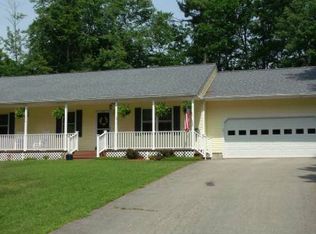 27 Capitol Cir, Rochester, NH 03867