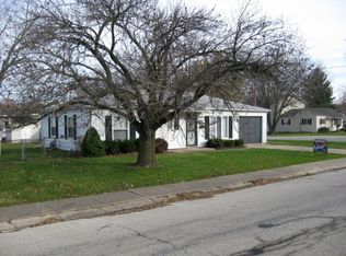 3156 E Orchard Dr, Decatur, IL 62521