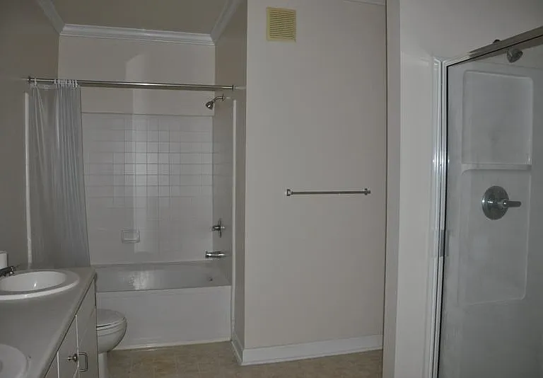 18103 Sterling Gate Cir — Photo 7