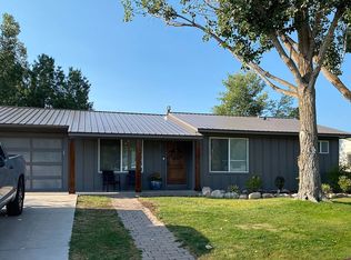 630 Redstone Ave, Carbondale, CO 81623
