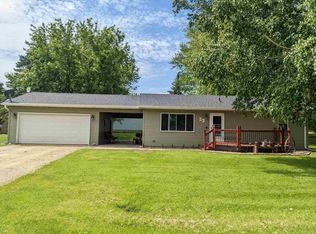 23 Academy St, German Valley, IL 61039