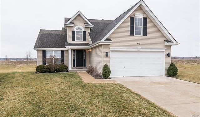 Charming 1 1/2 Story on quiet cul-de-sac in Bellemeade. Notice the newer architectural room. This is