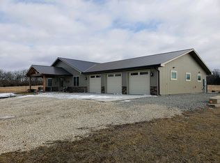 4506 NW Rochester Rd, Topeka, KS 66617