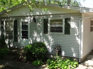 613 N Vorcey St, Tolono, IL