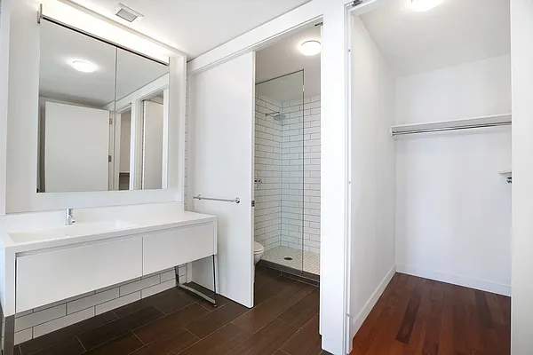 Rented by William J Farmer Inc | media 22