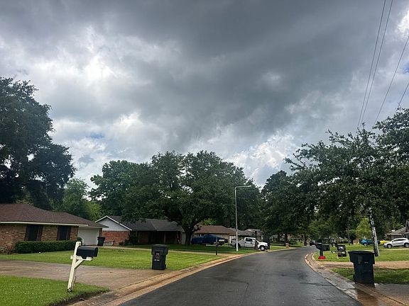 5th image of 9000 Cedar Hill Ln