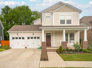 627 Nottingham Ave, Hendersonville, TN 37075