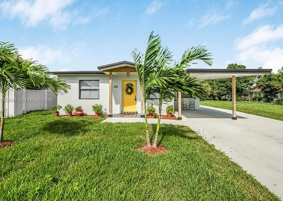 218 SW 10th Ave