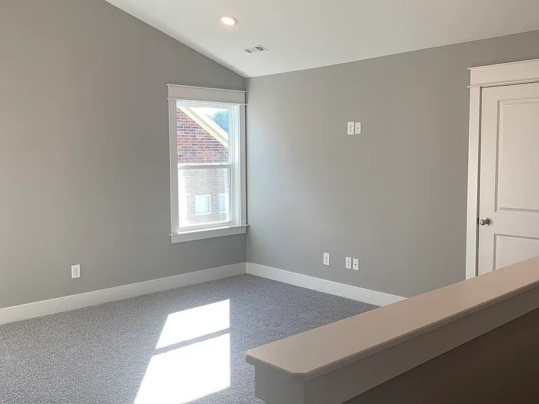 Van Conder Pl — Photo 2