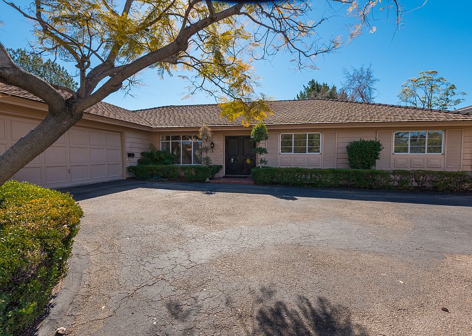1st image of 5821 Del Cerro Blvd