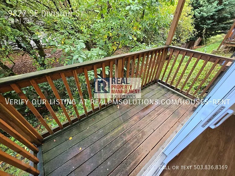 9827 SE Division St — Photo 13