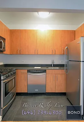 Rented by Bond New York | media 9