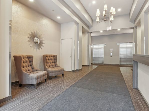 451 W Huron St UNIT 1401, Chicago, IL 60654