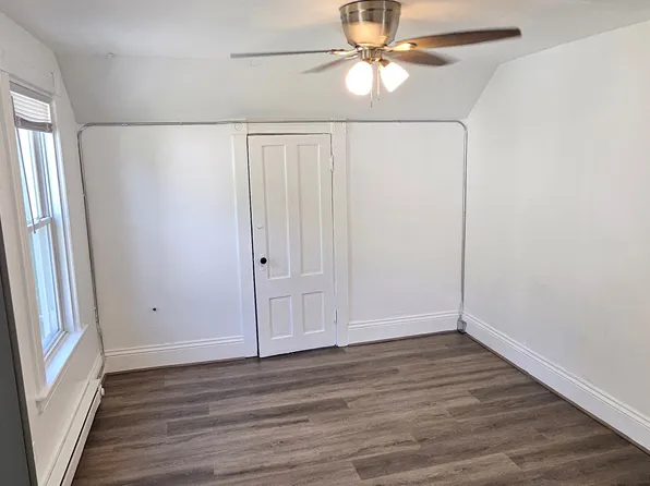 104 Rodney St #3, Worcester, MA 01605