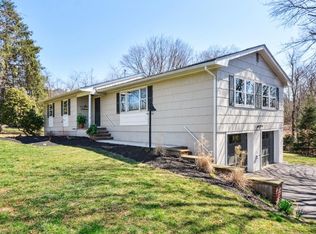 330 Spring Mills Rd, Milford, NJ 08848