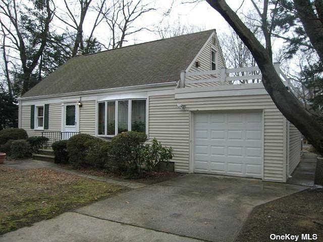 1st image of 554 Bedell Ter