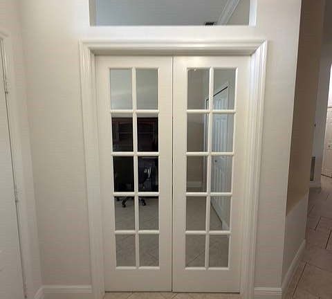 4th image of 5548 Beauty St