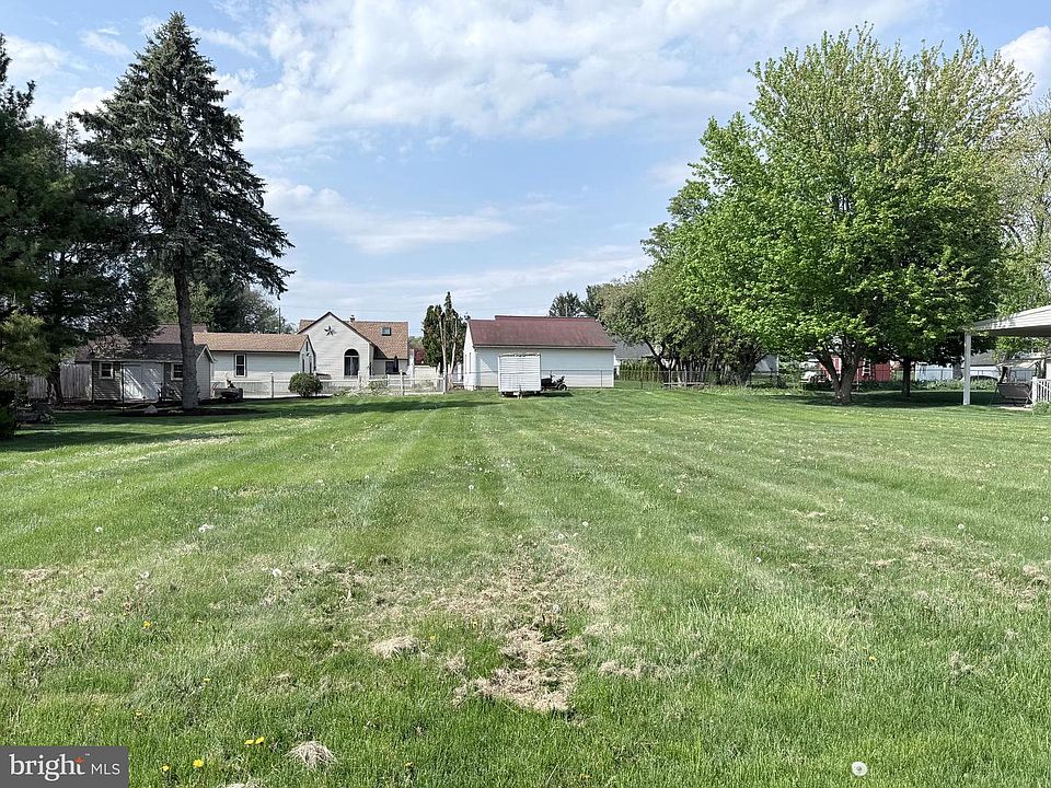 2nd image of 0 Cedar Ln Lot 34