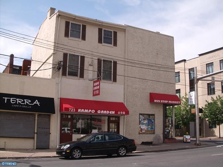 1st image of 723 N King St