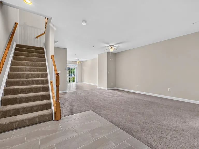 13013 Saint Clair Rd — Photo 3