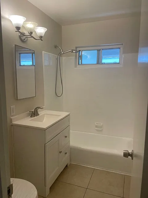 1 bed, 550 sqft, $1,650 — Photo 2