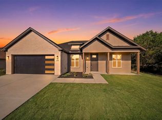 2607 White Rock Dr, Granbury, TX 76048