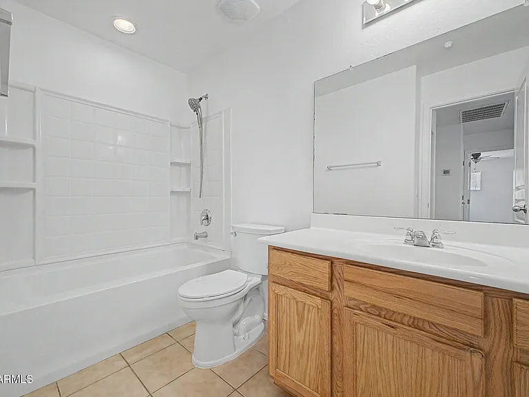 8777 W Dahlia Dr — Photo 26