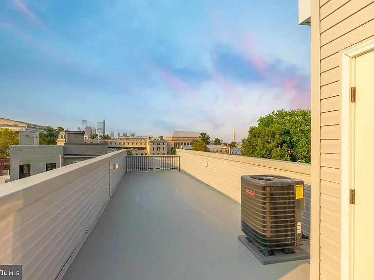 2120 W Master St #2 — Photo 27