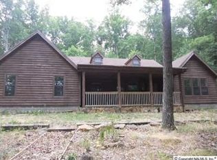 579 Blowing Cave Rd, Gurley, AL 35748