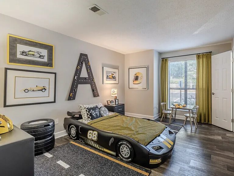 Ashland Pines Apartments — Photo 7