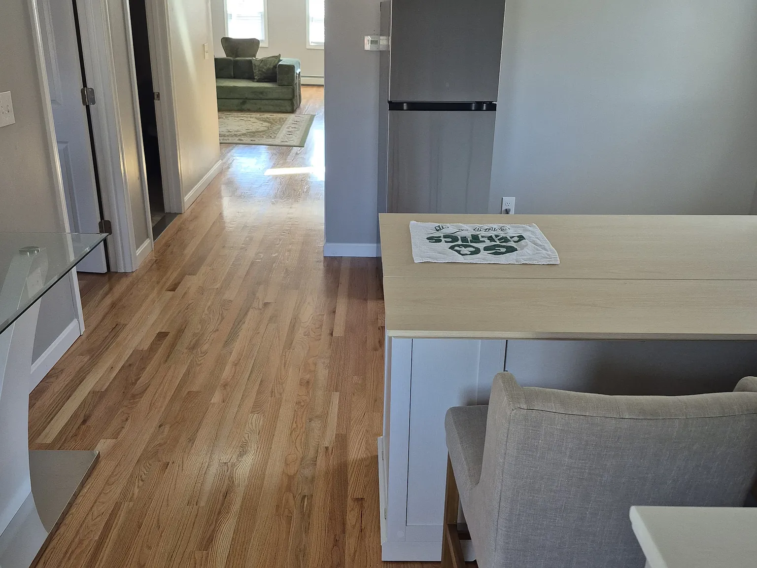 2 bed, 600 sqft, $2,500 — Photo 4