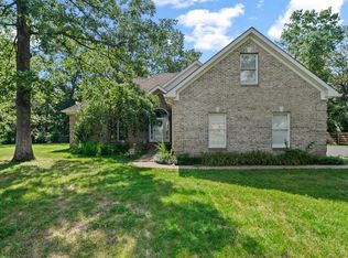 3407 Red Oak Dr, Bowling Green, KY 42104