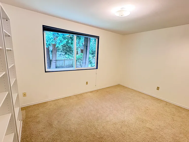 13502 NE 190th Pl — Photo 16