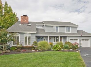 5 Ellis Ct, Monmouth Beach, NJ 07750