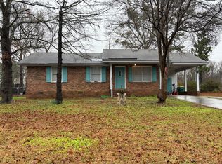610 Gib Dr, Manning, SC 29102