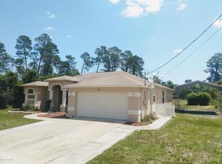 7024 Owl Rd, Weeki Wachee, FL 34613