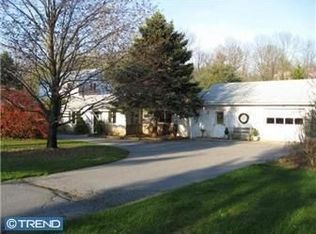 1955 Tumblebrook Rd, Coopersburg, PA 18036